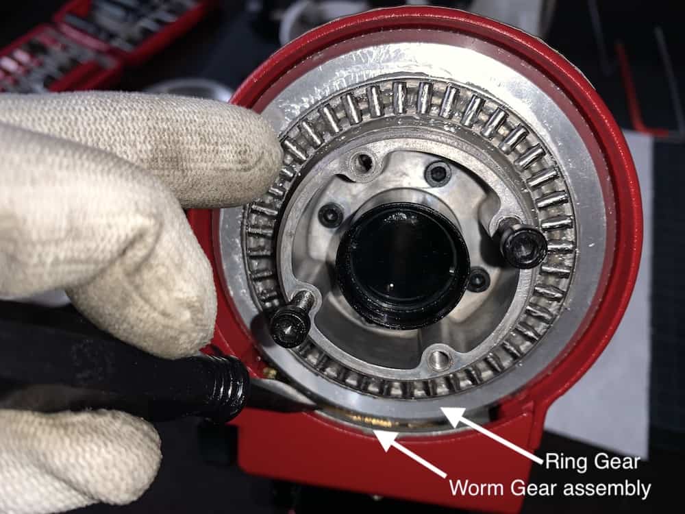 Worm Gear Assembly from the Ring Gear