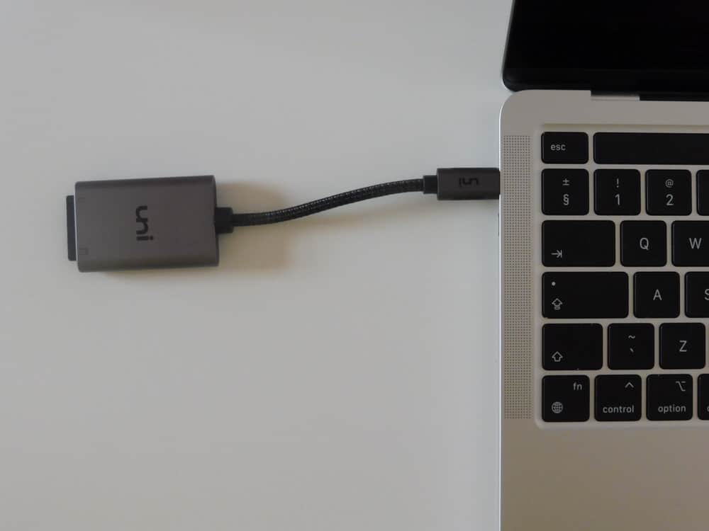 MacBook Pro M1 does not have a built-in card reader