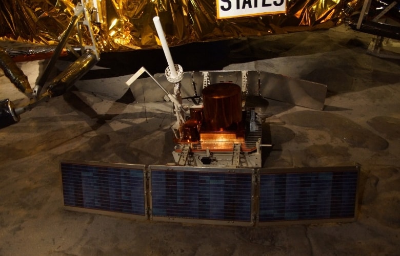 Replik Seismometer Apollo 11 Science Museum
