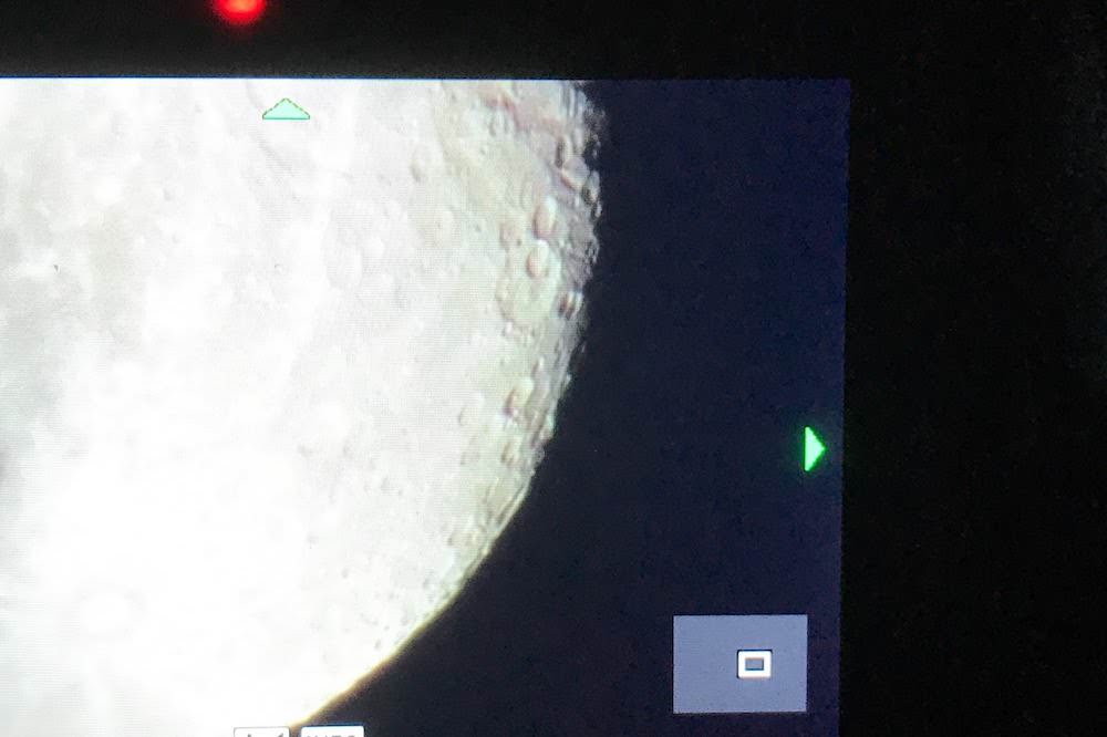 Magnifying in Live View the edge of the Full Moon