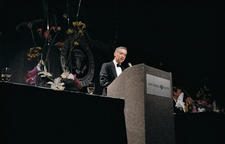 Aaron Cohen speaks at the Apollo 11 Twentieth Anniversary Gala Event